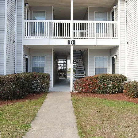 Colony Club D8 Condo